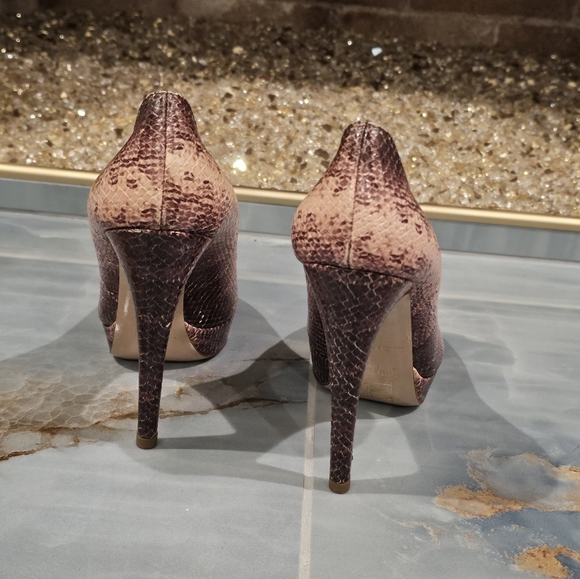 Miu Miu Rose Pink Python Platform - Picture 9 of 17